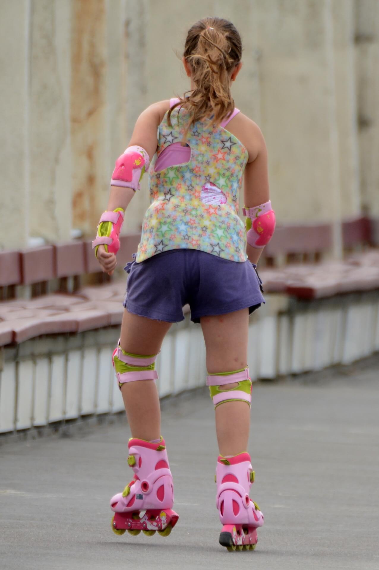 Geest druk longontsteking Teach Your Child How to Roller Skate in 3 Easy Steps